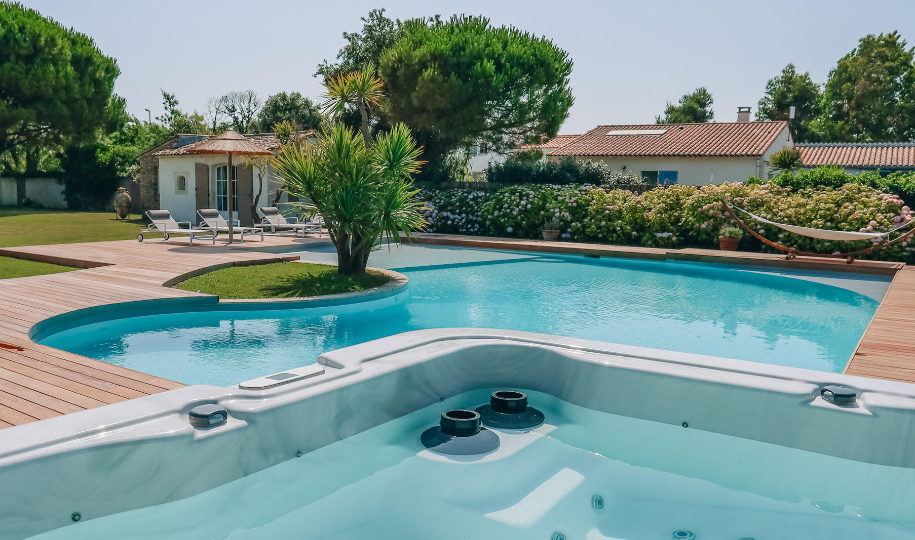 piscine et jacuzzi entretien de piscine